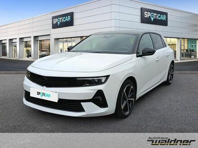 Gebraucht Opel Astra 131 PS (96 kW) 2024 Arktisweiß / dach schwarz Limousine