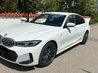 Gebraucht BMW 320 M Sport 190 PS (139 kW) 2025 Weiß Limousine