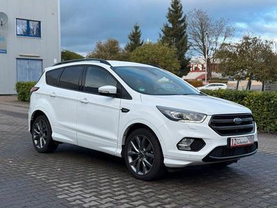 Weiß Gebraucht 2019 Ford Kuga ST-Line SUV | 14.900 € (Fairer Preis)