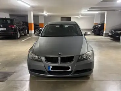 Gebraucht BMW 318 129 PS (94 kW) 2006 Grau Limousine