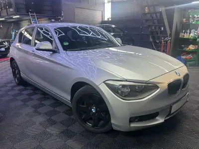 Usata BMW 116 Comfort Edition 136 CV (100 kW) 2012 Argento Utilitaria