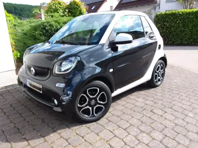 Używany Smart ForTwo Cabrio 71 KM (52 kW) 2016 Czarny Kabriolet