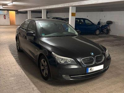 BMW 525