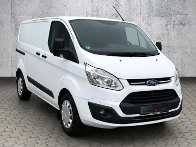 Gebraucht Ford Transit Custom 131 PS (96 kW) 2018 Weiß Van