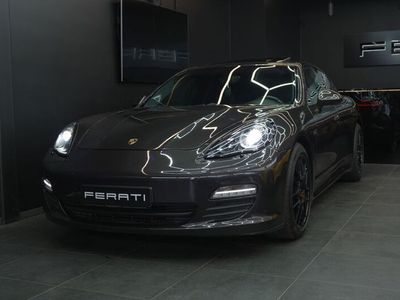 Porsche Panamera S