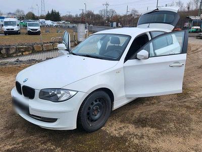 Gebraucht BMW 118 143 PS (105 kW) 2011 Weiß Kleinwagen