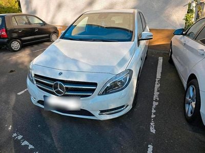 Brugt Mercedes B200 156 HK (114 kW) 2011 Hvid MPV