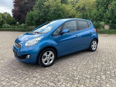 Gebraucht Kia Venga Spirit 125 PS (91 kW) 2010 Blau Kleinwagen