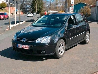 Second-hand VW Golf V 80 CP (58 kW) 2008 Negru Hatchback