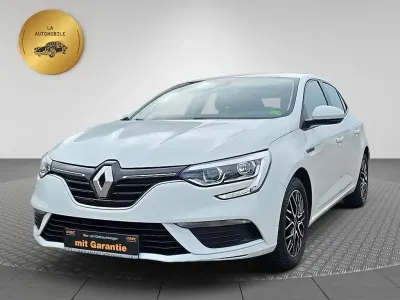 Usata Renault Mégane Play 110 CV (80 kW) 2018 Bianco Berlina