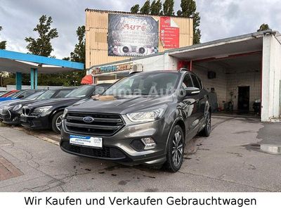 Gebraucht Ford Kuga ST-Line 150 PS (110 kW) 2017 Grau SUV