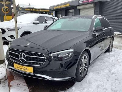 Schwarz/baltic black Gebraucht 2022 Mercedes E200 Avantgarde Kombi | 31.490 € (Guter Preis)