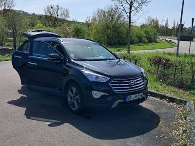 gebraucht Hyundai Grand Santa Fe 2.2 CRDi Style 4WD Automatik ...