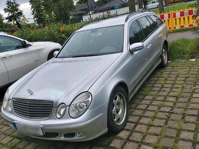 Mercedes E220