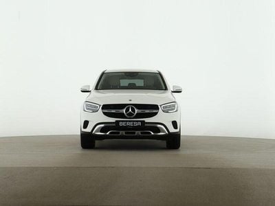 Second-hand Mercedes GLC300 Exclusive 245 CP (180 kW) 2023 Alb Coupe