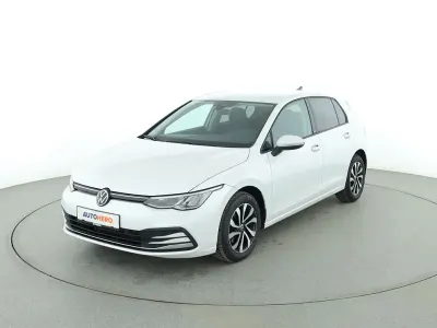 Gebraucht VW Golf VIII Active 150 PS (110 kW) 2022 Weiß Limousine