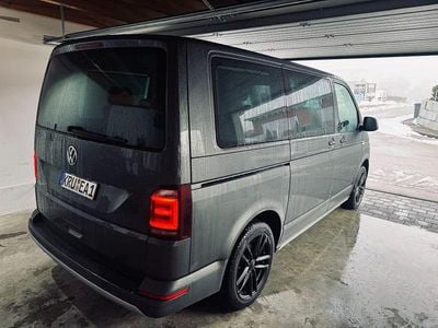 Grau Gebraucht 2016 VW Multivan PanAmericana Van | 27.500 €