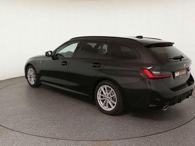 Gebraucht BMW 320 M Sport 184 PS (135 kW) 2025 Schwarz Limousine