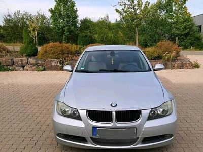 gebraucht BMW 320 e90 i