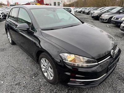 Schwarz Gebraucht 2019 VW Golf VII Comfortline Limousine | 12.230 € (Fairer Preis)