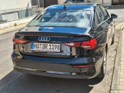 Gebraucht Audi A3 Comfort 150 PS (110 kW) 2023 Schwarz Limousine