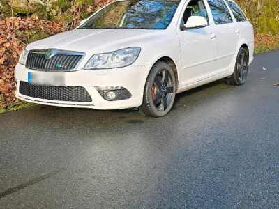 Gebraucht Skoda Octavia RS 170 PS (125 kW) 2012 Weiß Kombi