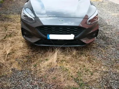 Gebraucht Ford Focus ST-Line 150 PS (110 kW) 2010 Grau Kombi