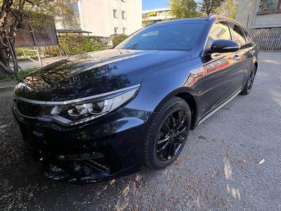 Second-hand Kia Optima Hybrid Spirit 205 CP (150 kW) 2019 Albastru Berlinǎ