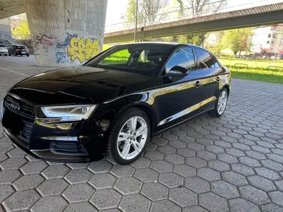 Gebraucht Audi A3 Sport 150 PS (110 kW) 2019 Schwarz Limousine