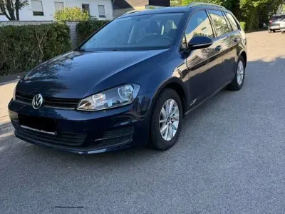 Gebraucht VW Golf VII Comfortline 125 PS (91 kW) 2017 Blau Kombi