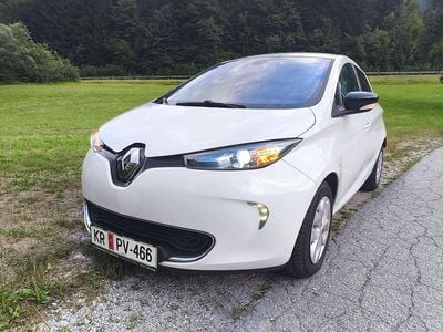 Weiß Gebraucht 2016 Renault Zoe Zen Kleinwagen | 6.599 €