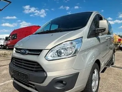 Gebraucht Ford Tourneo 131 PS (96 kW) 2017 Grau Van / Kleinbus