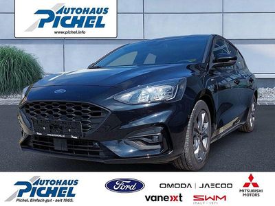 Usata Ford Focus ST-Line 125 CV (91 kW) 2020 Nero Berlina