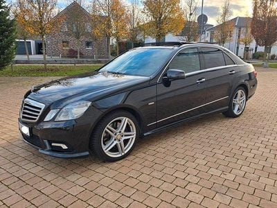 Gebraucht Mercedes E350 AMG line 272 PS (200 kW) 2009 Schwarz Limousine