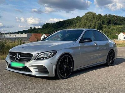 Usata Mercedes C300 AMG line 258 CV (189 kW) 2019 Argento Berlina