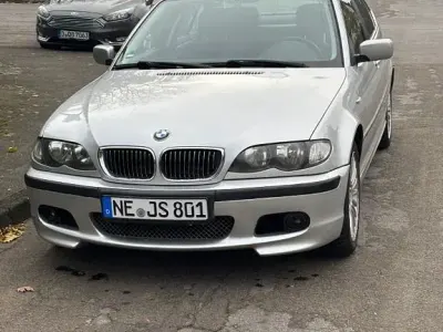 Gebraucht BMW 320 Sport Line 170 PS (125 kW) 2002 Silber Limousine