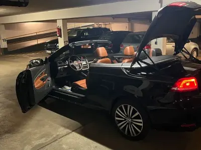Occasion VW Eos 140 PK (102 kW) 2011 Zwart Cabriolet
