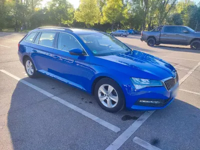 Gebraucht Skoda Superb Ambition 150 PS (110 kW) 2019 Blau Kombi