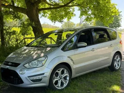 Gebraucht Ford S-MAX Trend 145 PS (106 kW) 2011 Silber Van / Kleinbus