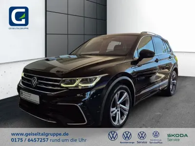 Gebraucht VW Tiguan R-line 150 PS (110 kW) 2023 Schwarz SUV