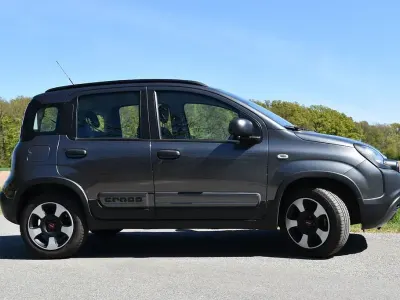 Käytetty Fiat Panda Cross Cross 69 HP (50 kW) 2020 Harmaa Viistoperä