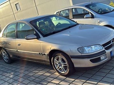 Opel Omega