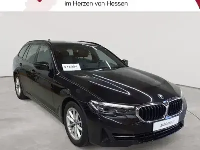 Gebraucht BMW 530 Shadowline 286 PS (210 kW) 2023 Schwarz Kombi