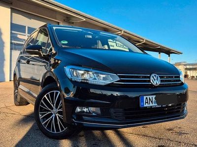 Gebraucht VW Touran Highline 190 PS (139 kW) 2017 Schwarz Van / Kleinbus