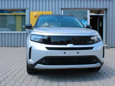 Neu Opel Frontera 145 PS (106 kW) 2025 Silber SUV
