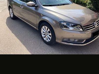 Gebraucht VW Passat Comfortline 140 PS (102 kW) 2011 Braun Kombi
