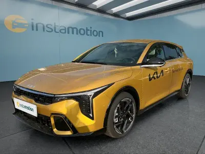 Neu Kia K4 GT-Line 179 PS (131 kW) 2026 Gelb Kleinwagen