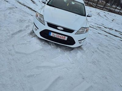 Gebraucht Ford Mondeo Ambiente 116 PS (85 kW) 2011 Weiß Limousine