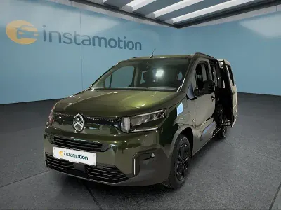 Gebraucht Citroën Berlingo 131 PS (96 kW) 2026 Grün Van / Kleinbus