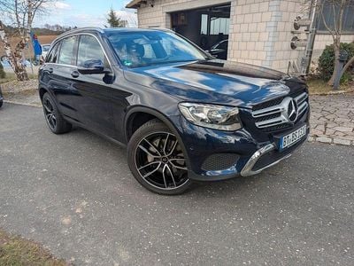 Gebraucht Mercedes GLC250 204 PS (150 kW) 2017 Blau SUV